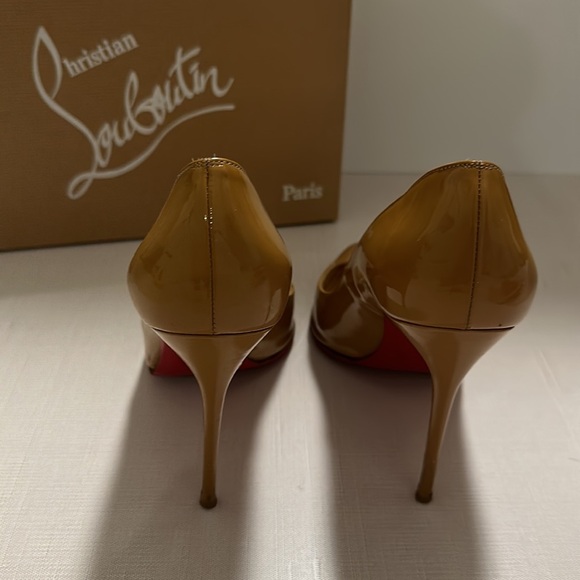 Christian Louboutin Corneille 100 Patent Heels - 38.5 | AUTHENTIC - Picture 4 of 9